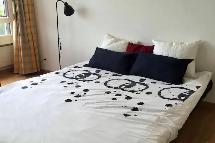 Central Furnished 2Br Rental In Γενεύη 0*,